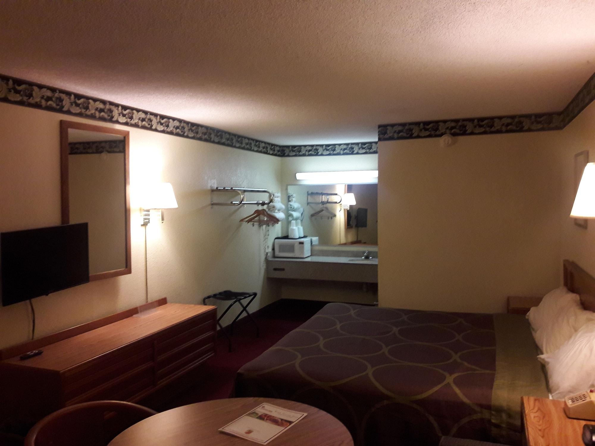 Super Inn Williamsburg Luaran gambar