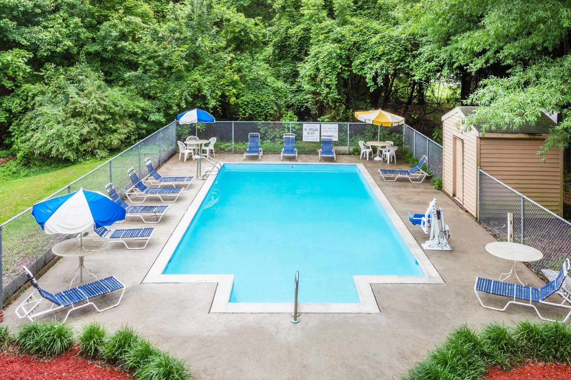 Super Inn Williamsburg Luaran gambar